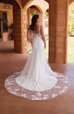 51722 Ein wunderbares Fit-and-Flare Hochzeitskleid 